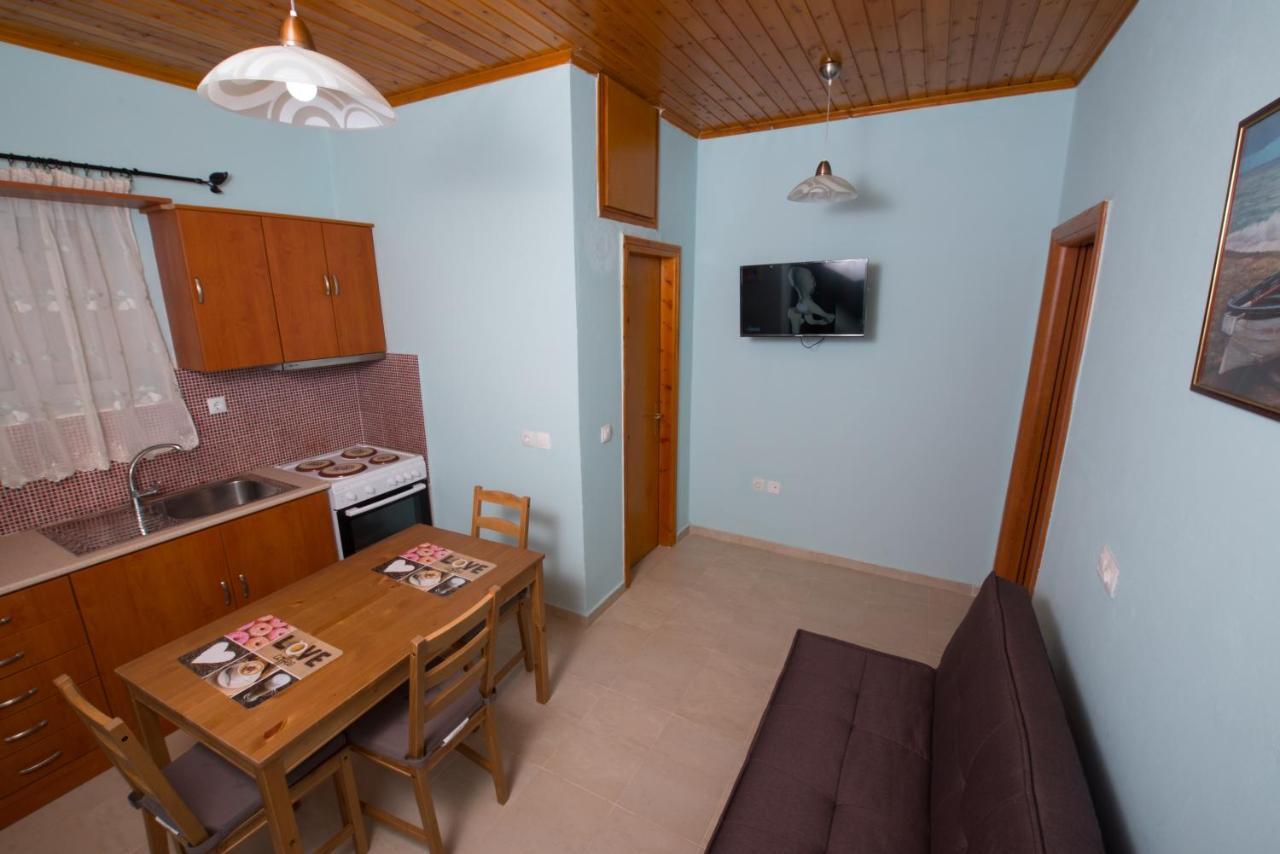 Πέτρινο Σπίτι Hotell Lazaráta Eksteriør bilde
